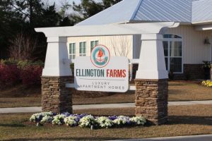 Ellington Farms Sign