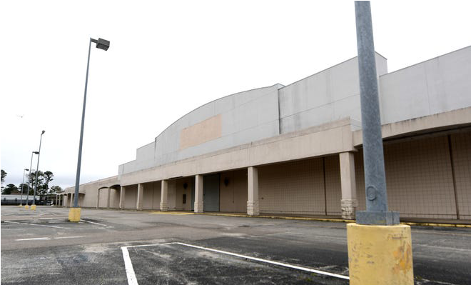 Picture of Vacant Kmart