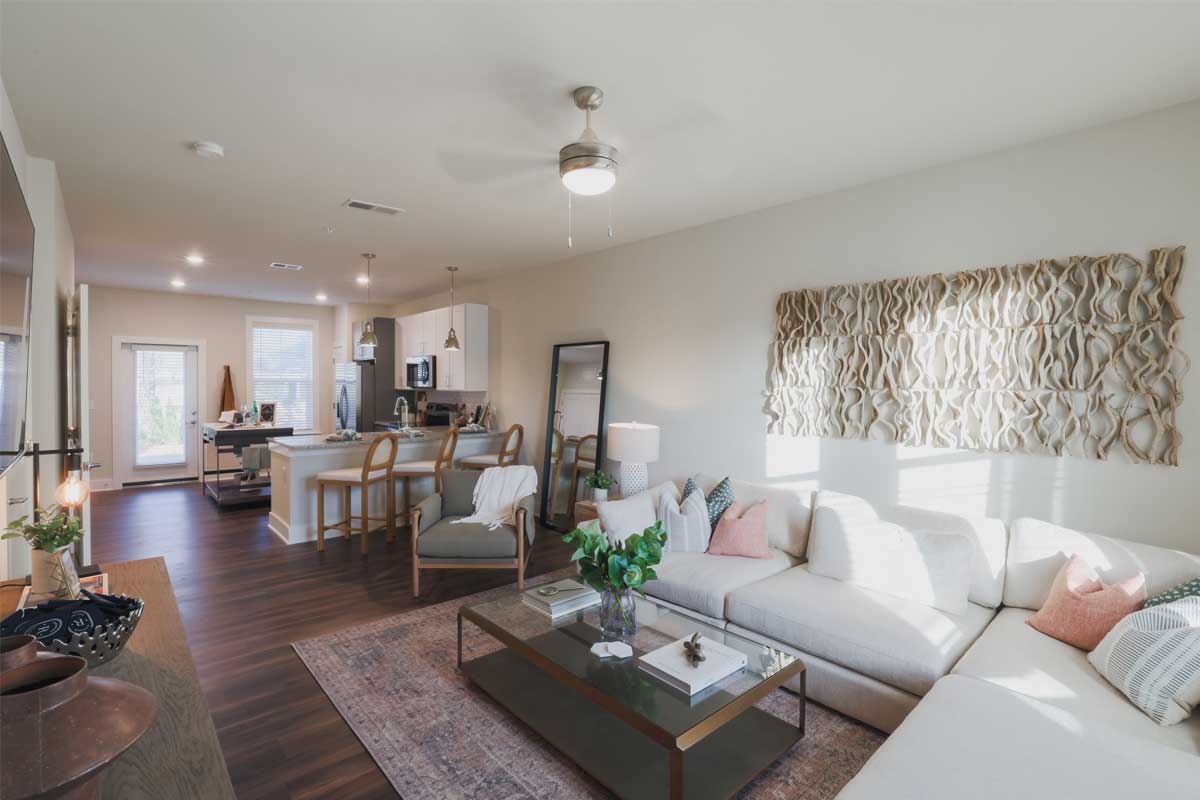 Riverwood Apartments interior: living room + kitchen